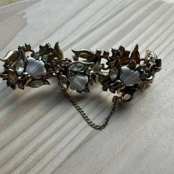 Vintage Hollycraft Bracelet 6.5 Lily of the Valley Rhinestone White Gold Plated